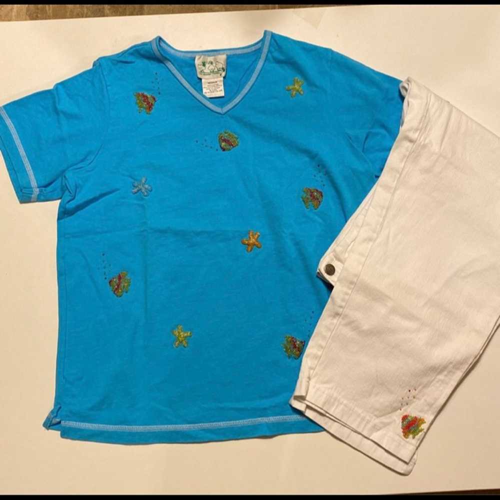 The Quacker Factory 2 pc Capri Outfit Set Embelli… - image 1