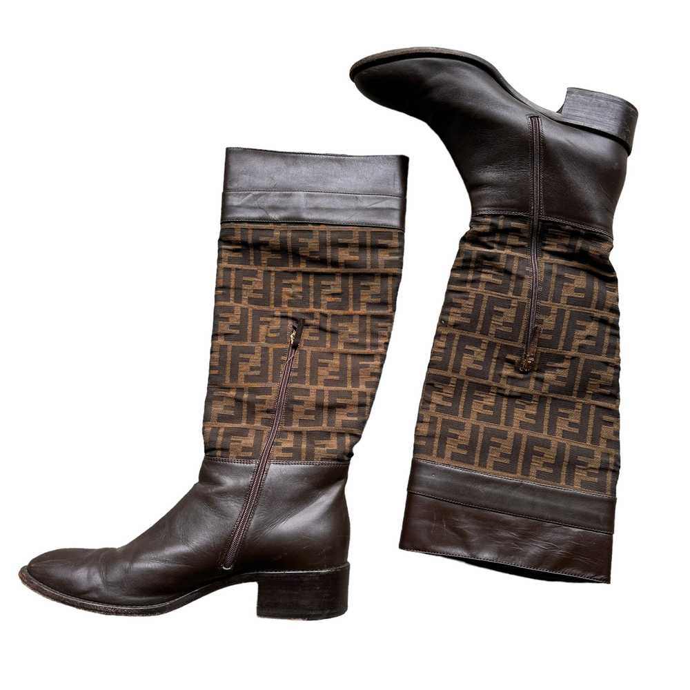 Fendi boot 41.5 - image 3