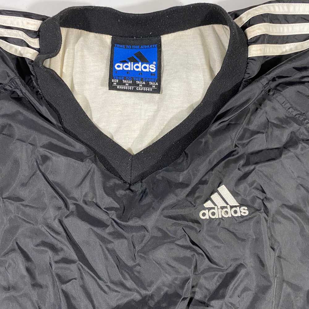 Adidas wind shirt. medium - image 2