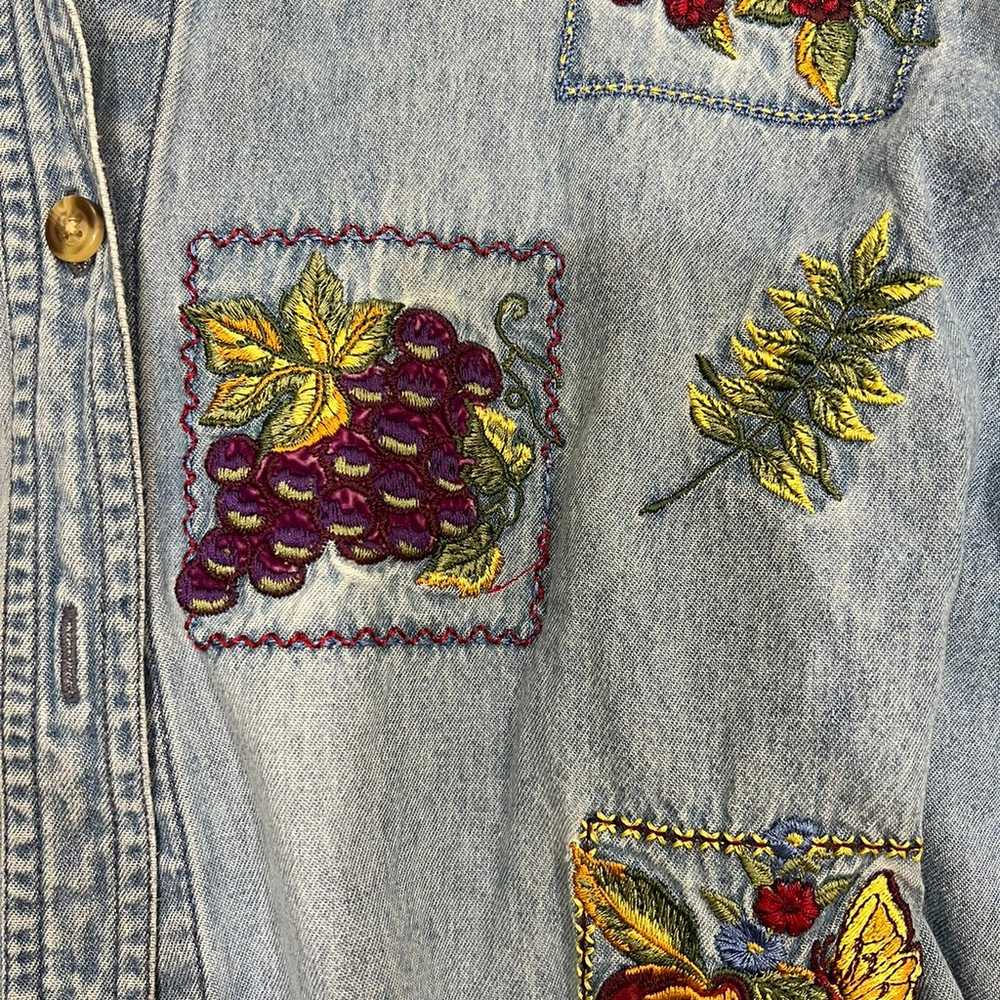 Bobbie Brooks Vintage Embroidered Button Up - image 3