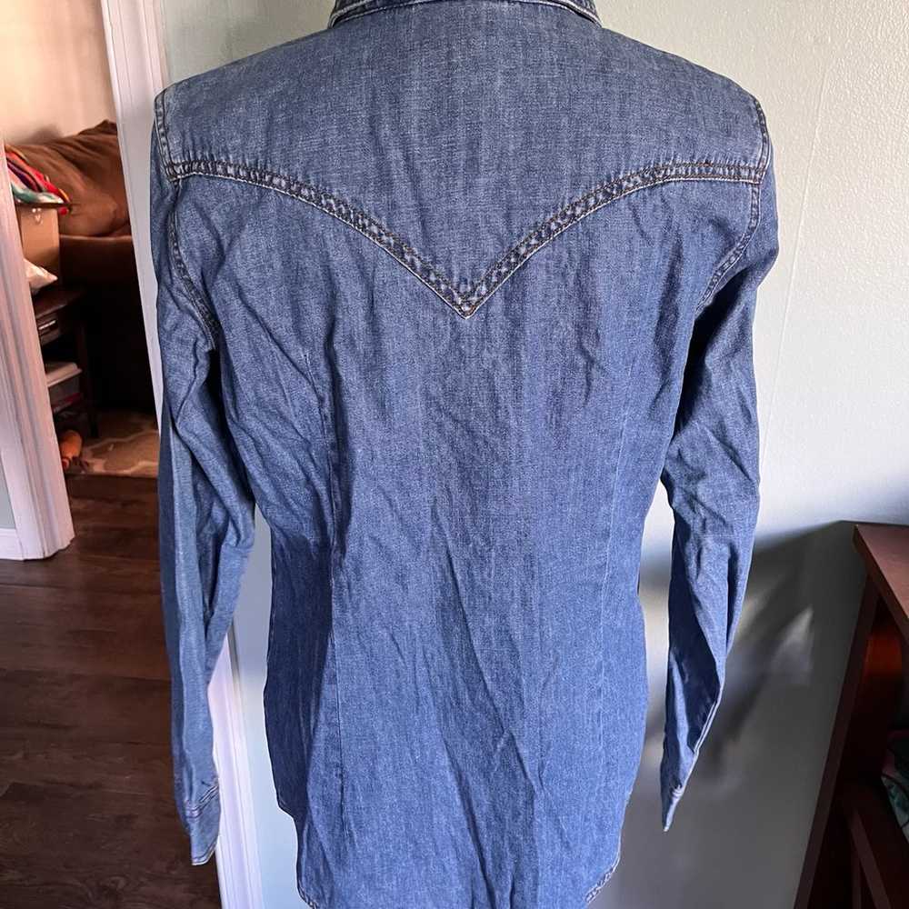 Wrangler Retro Women’s Denim Chambray Pearl Snap … - image 3