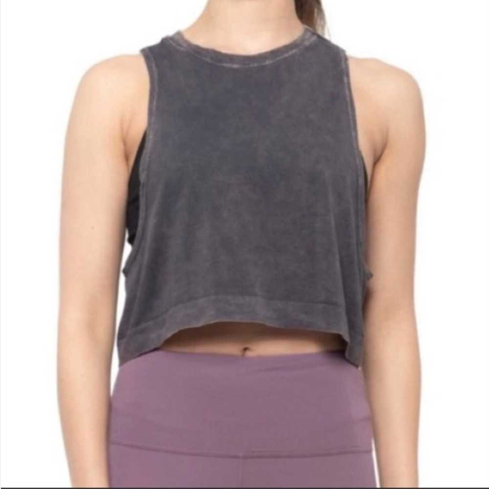 A by Avocado Vintage Wash Crop Tank Top Seamless … - image 2