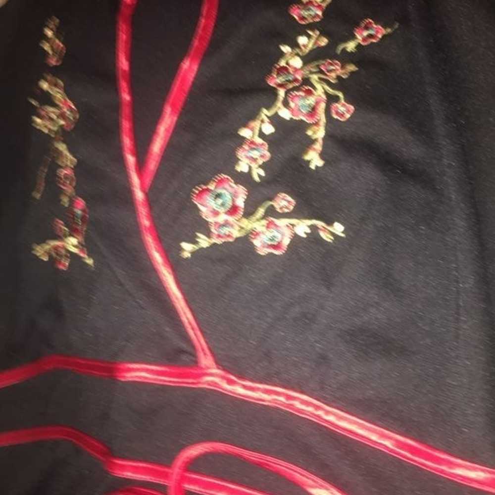 BLACK AND RED VINTAGE FLORAL TOP - image 2