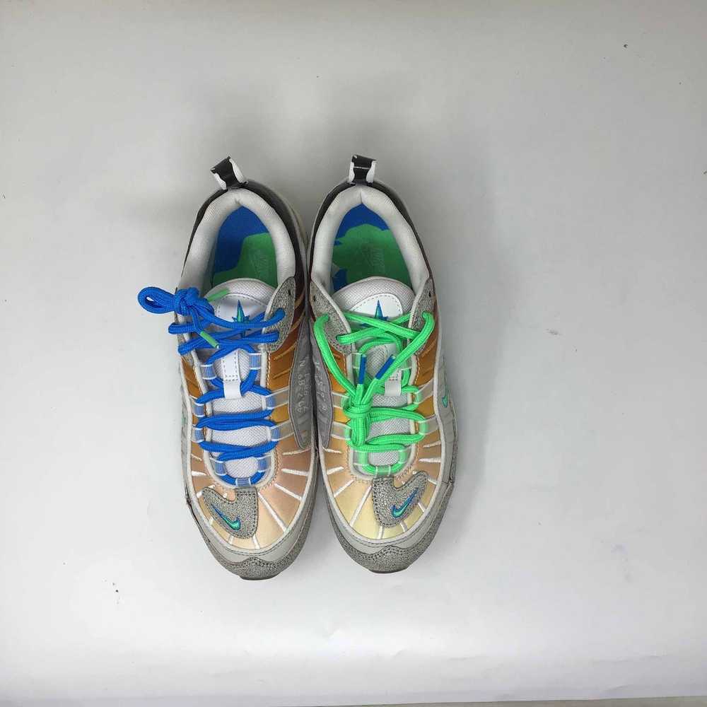 Nike Air Max 98 On Air: NYC La Mezcla - image 3