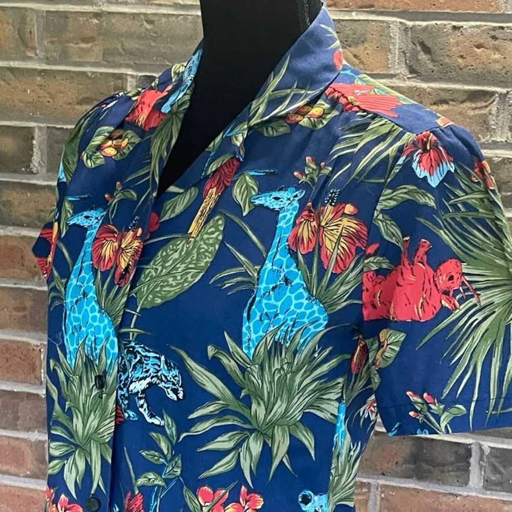 Lady Holiday Vibrant Hawaiian Tropical Shirt Medi… - image 2