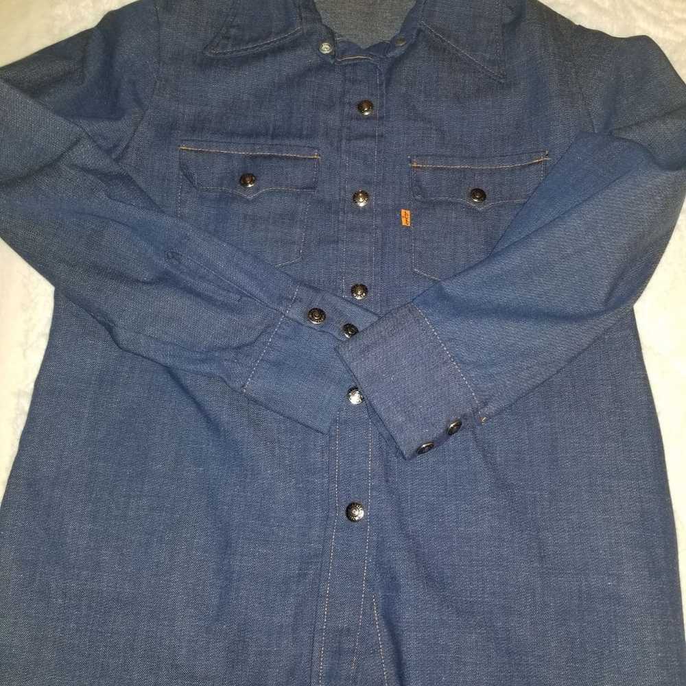 Vintage 1960s Levi's button down women's shirt sz… - image 4