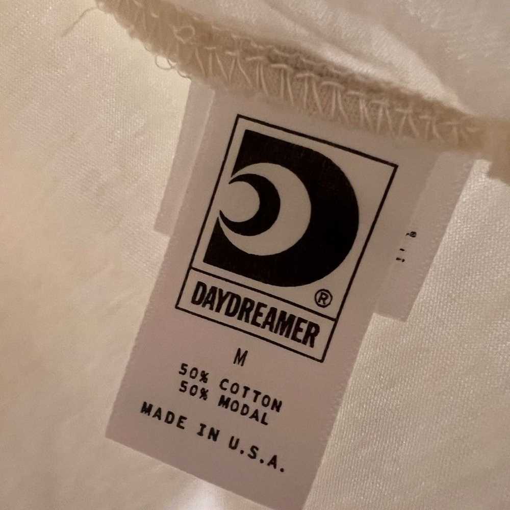 NWOT Daydreamer Fender t-shirt - image 5