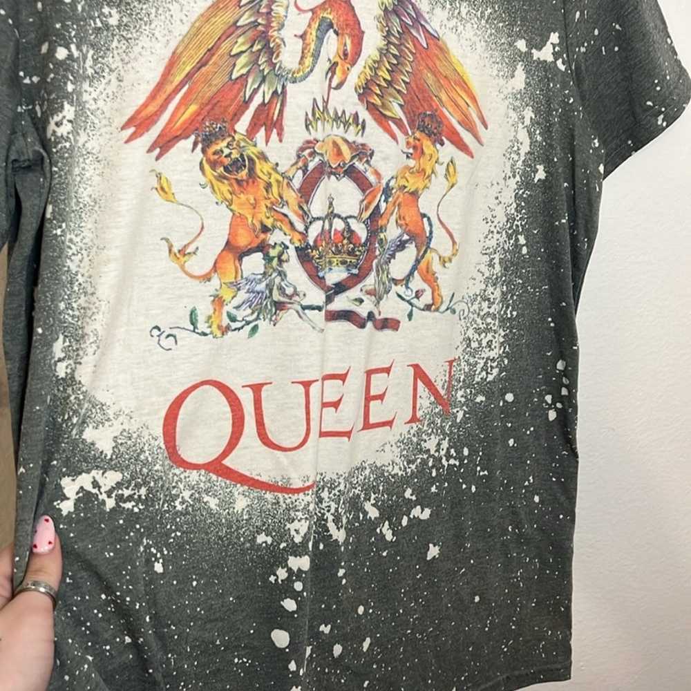 Queen Gray Graphic Tee Shirt - image 2