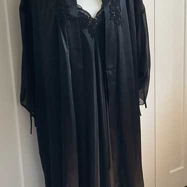 Vintage Dentelle full length Lingerie with robe