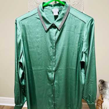 chicos size 2 green satin button up blouse - image 1