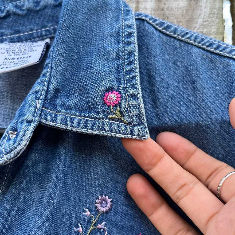 Bobbie Brooks Floral Embroidered Denim - image 4