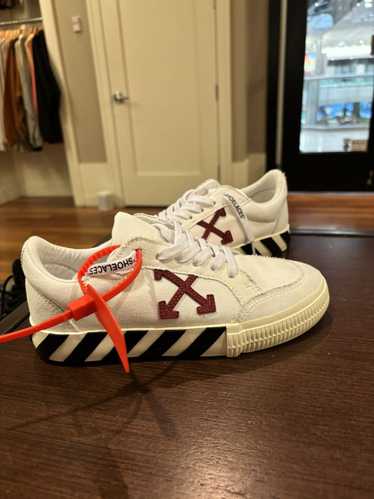 Off-White Off White Vulc White Violet Low