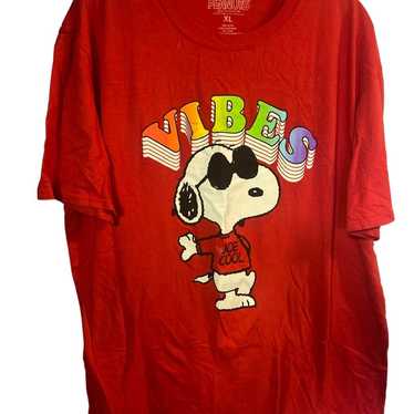 Peanuts snoopy shortsleeve crew neck  red graphic… - image 1