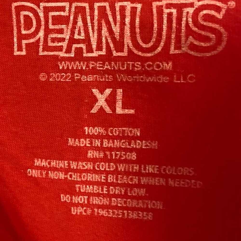 Peanuts snoopy shortsleeve crew neck  red graphic… - image 3