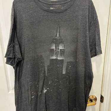 Gap xl T-shirt - image 1