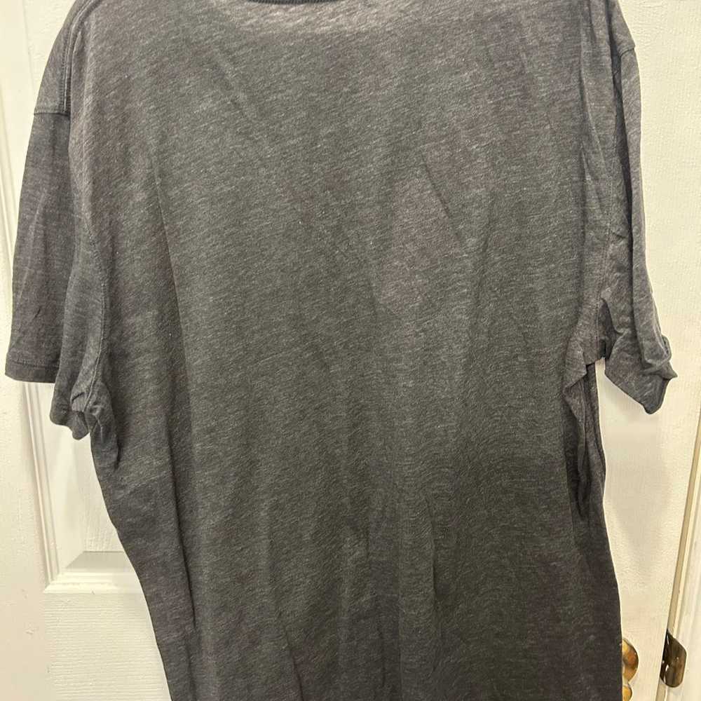 Gap xl T-shirt - image 5