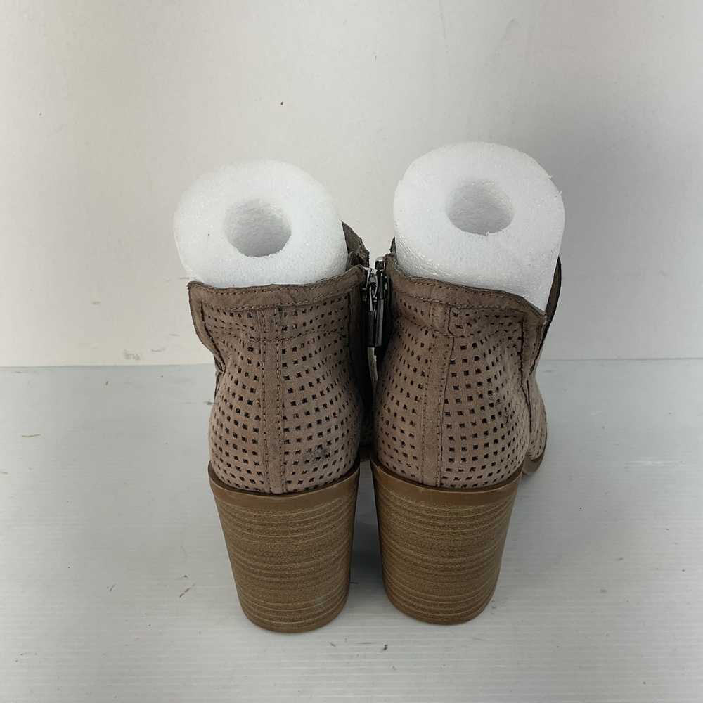 Women's Dolce Vita Beige Bootie, Size 7, Preowned - image 3