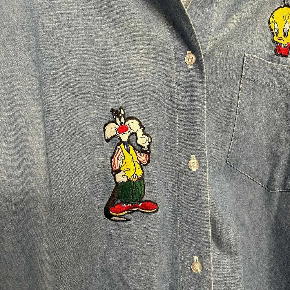 VTG 90s Denim Looney Tunes Embroidered Shirt - image 3