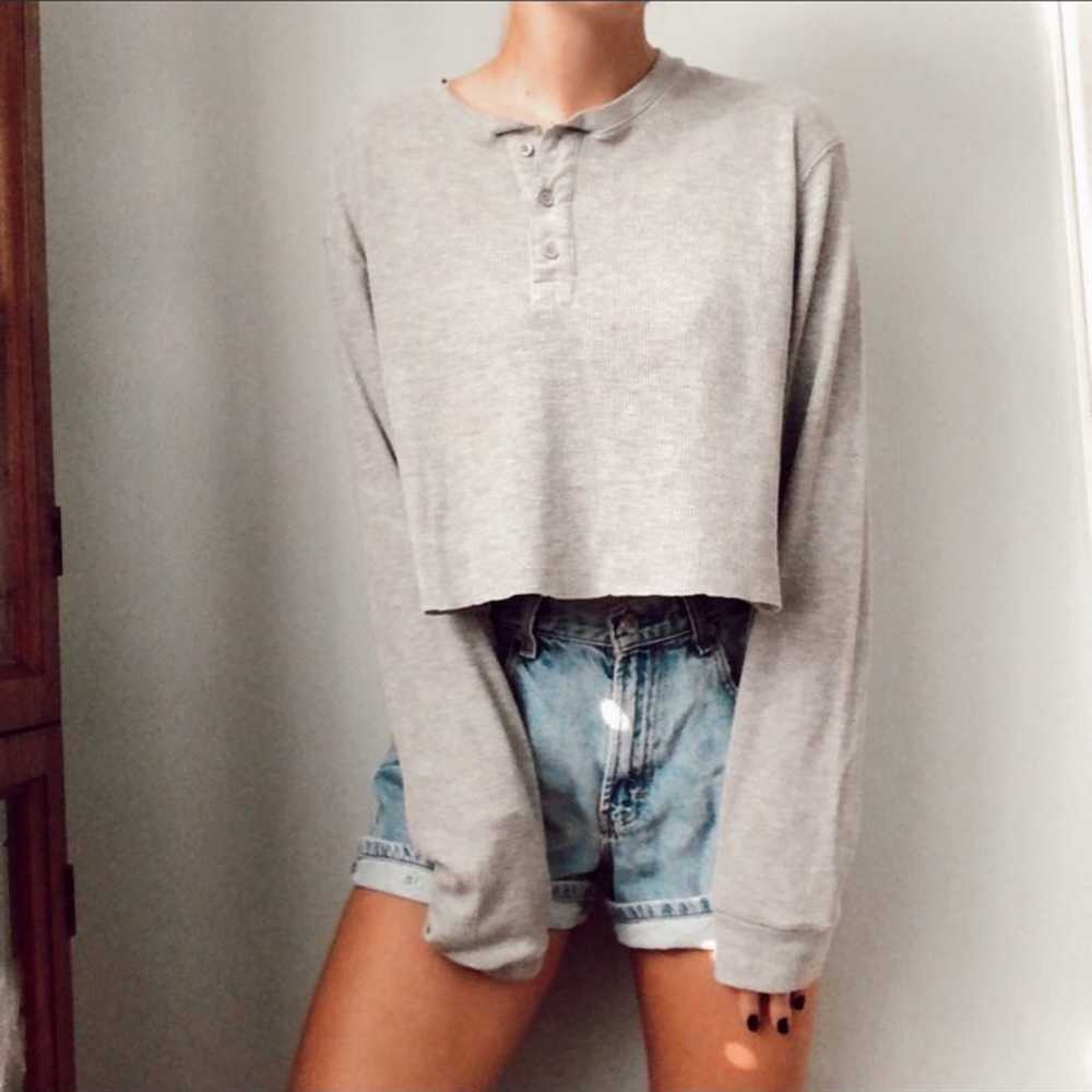 Cropped Levi’s Cozy Long Sleeve - image 1