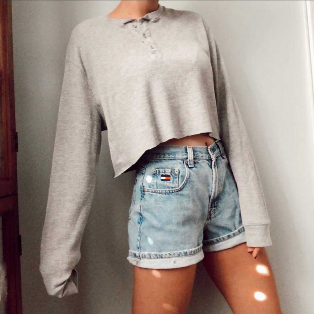 Cropped Levi’s Cozy Long Sleeve - image 2