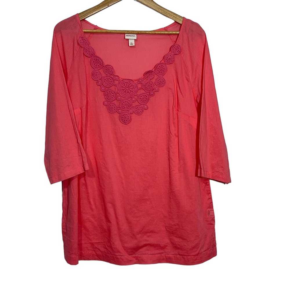 Merona Womens Sheer Tunic Top with Applique Size … - image 1