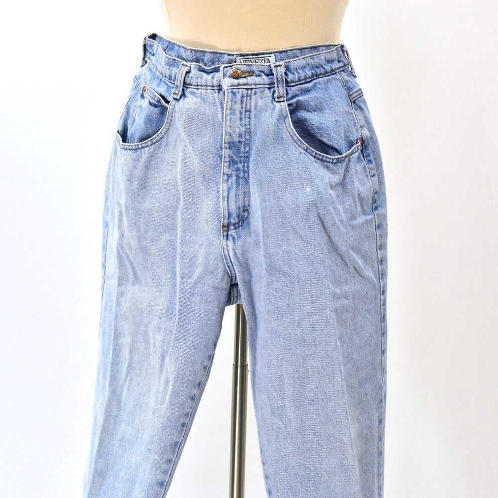 HIGH 90s Vintage Light Wash High Waist Tapered Le… - image 2