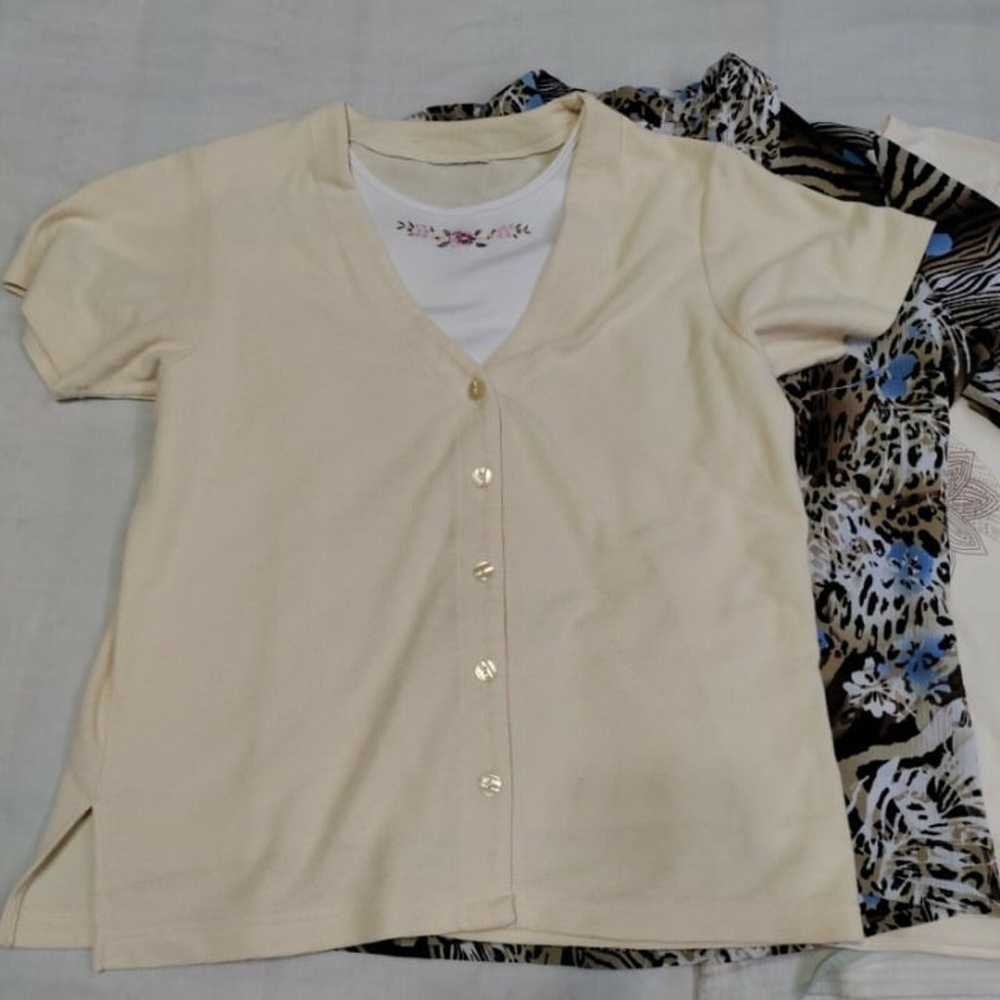 Woman's Top Lot XL 16 Shirts Blouses Striped Plai… - image 5