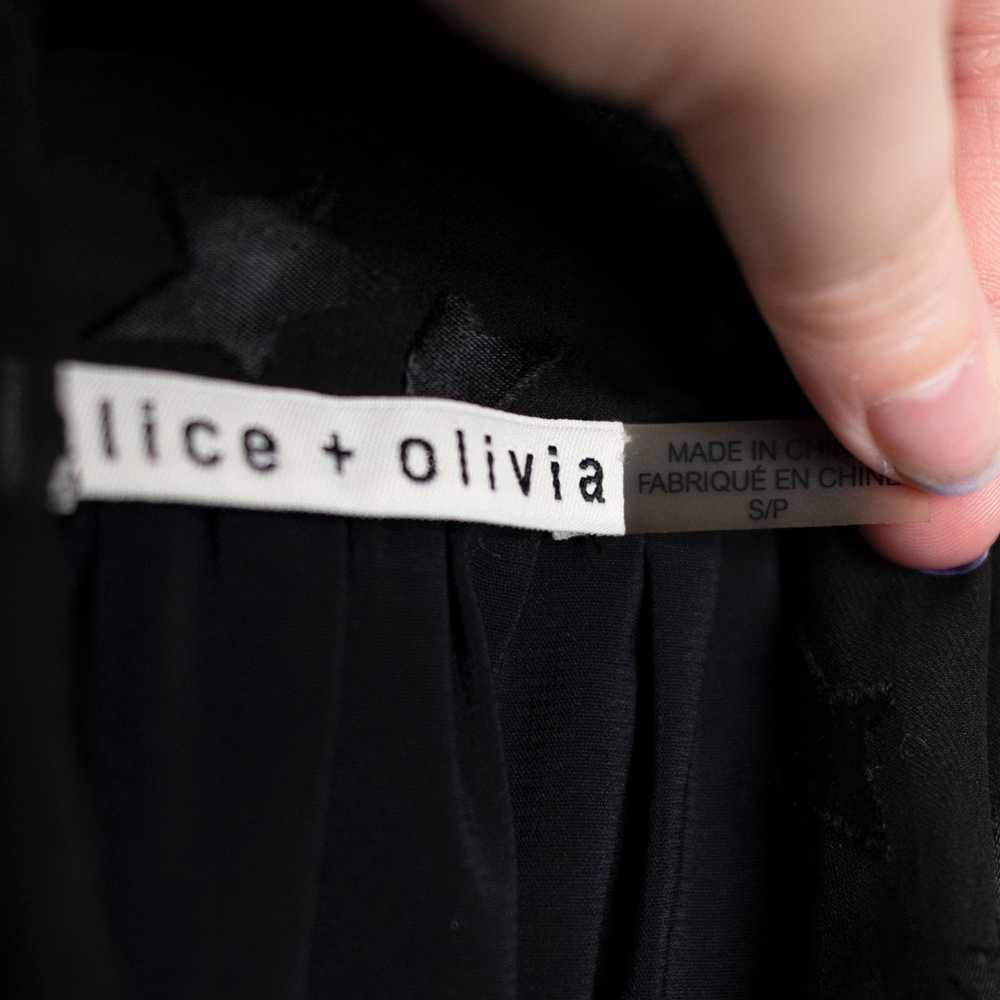 Alice + Olivia Alice + Olivia Delphine Top - image 9