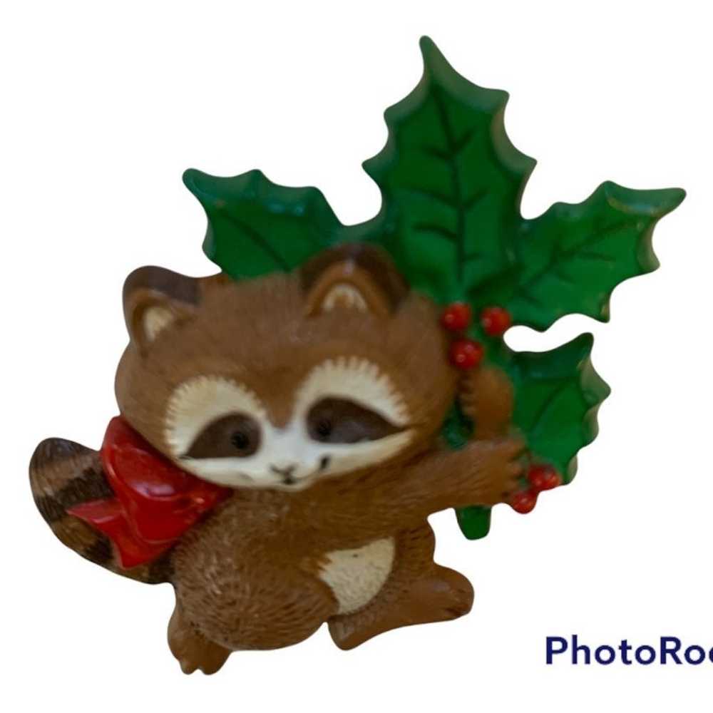 Vintage 1986 Hallmark Christmas Raccoon Pin - image 1