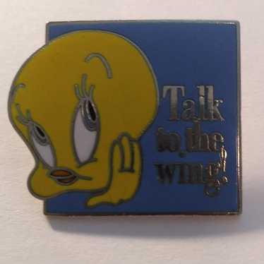 Vintage 1998 90s Tweety Bird Pin - image 1