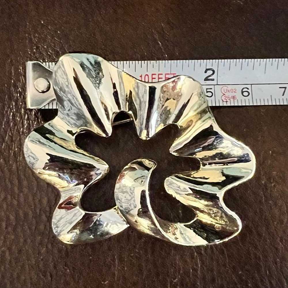 Vintage Gerrys Signed Silver Tone Ribbon Flower S… - image 3