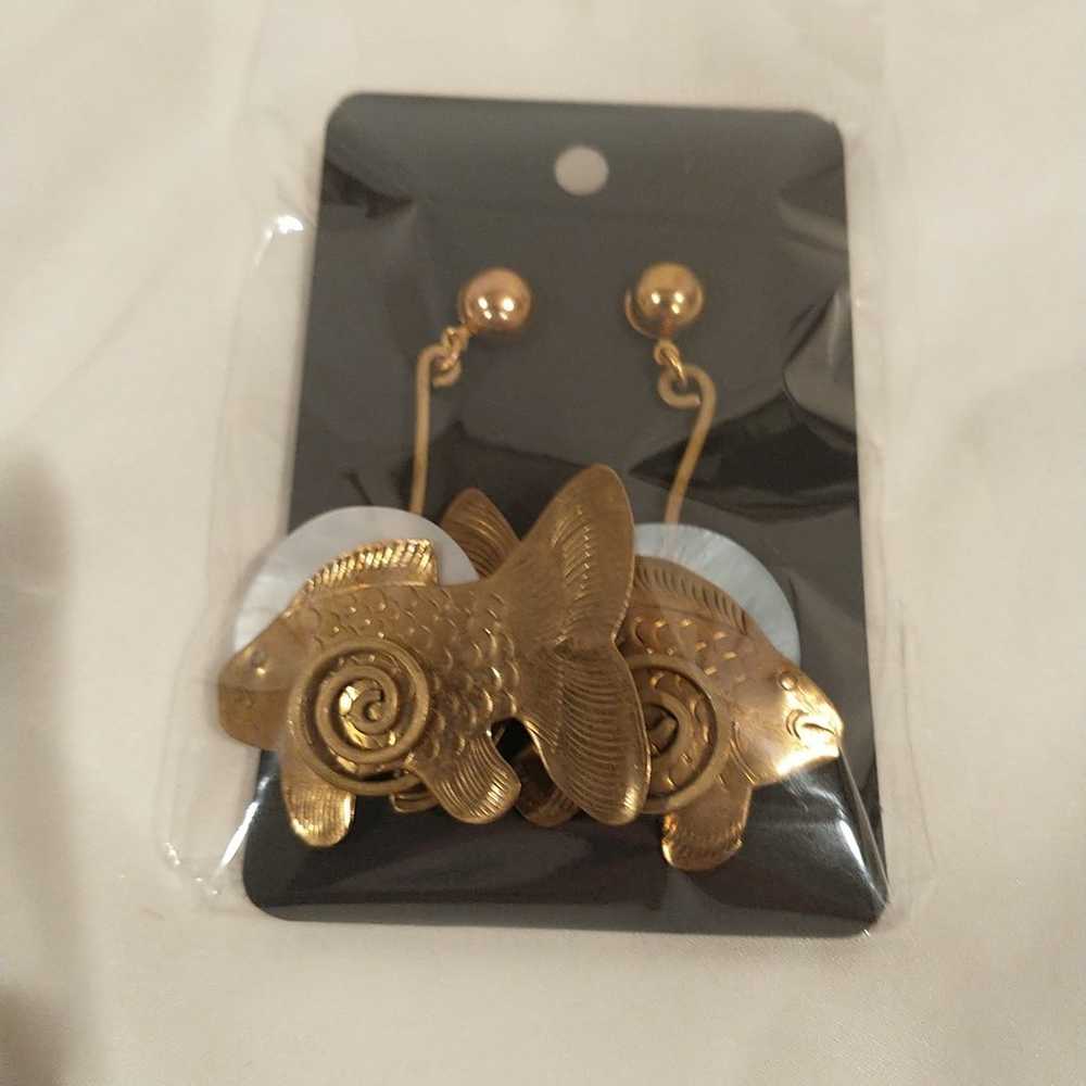 Fish Earrings Pierced Dangle Gold Toned 2.5" x 1.… - image 7