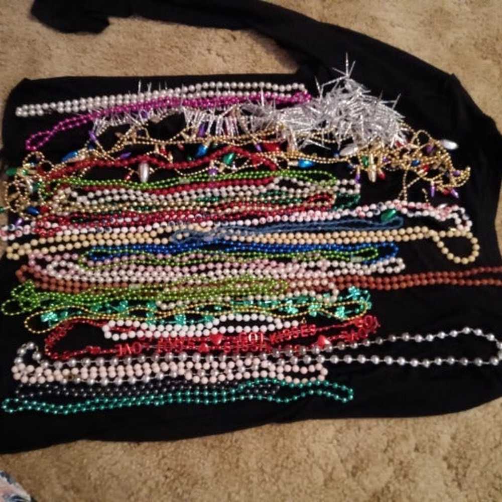 3 LB Marti Gras beads. At least 25 unbroken neckl… - image 2