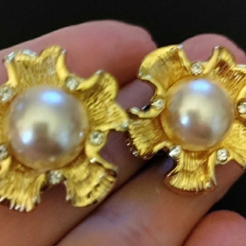 Earrings pearl and rhinstone - image 5