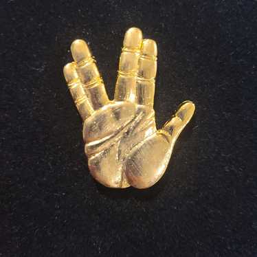 Vintage Signed Star Trek Vulcan Salute Pin 1991 - image 1