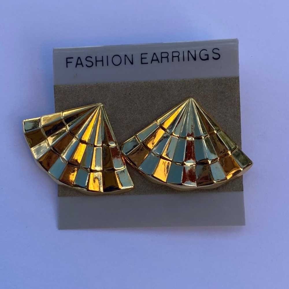 Vintage Gold Toned Fashion Earring Set - image 4