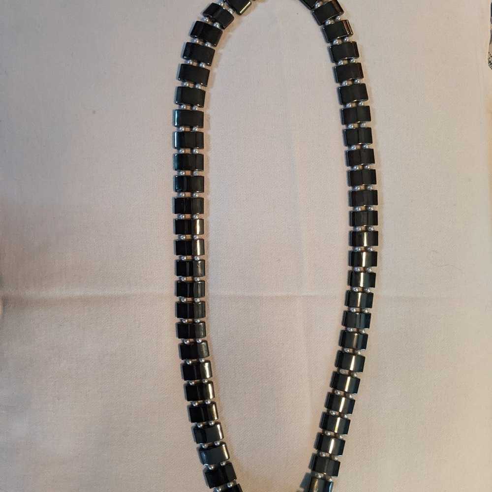 Minimalist statement necklace - image 1