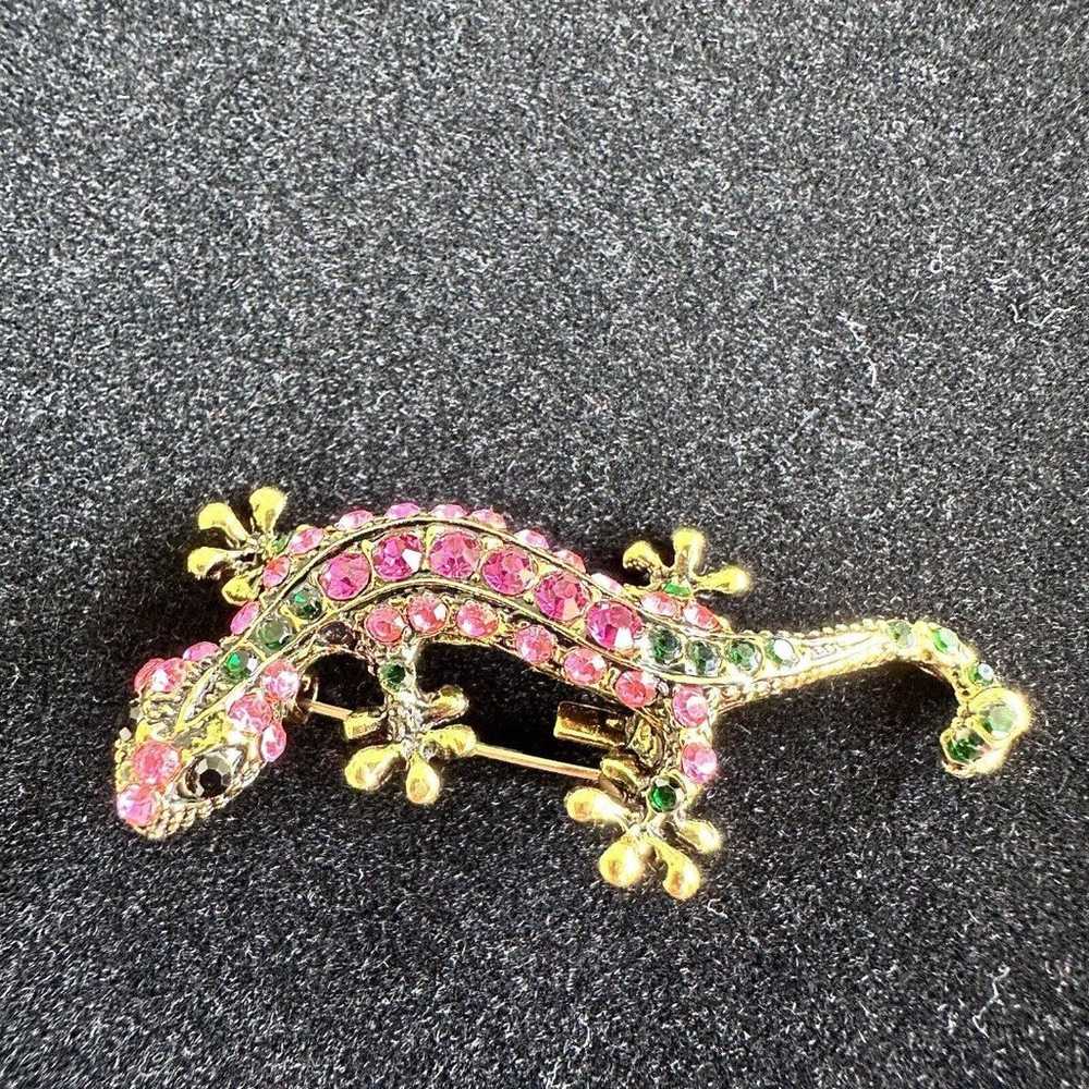 Lizard Iguana Gecko Brooch Gold Tone Costume Jewe… - image 5