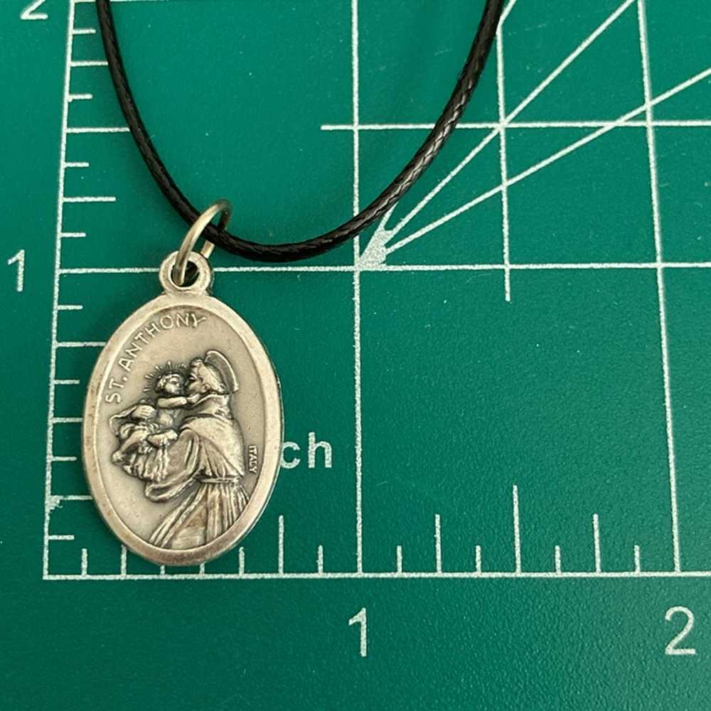 Vintage Saint St. Anthony Medal Necklace Italy 18… - image 10