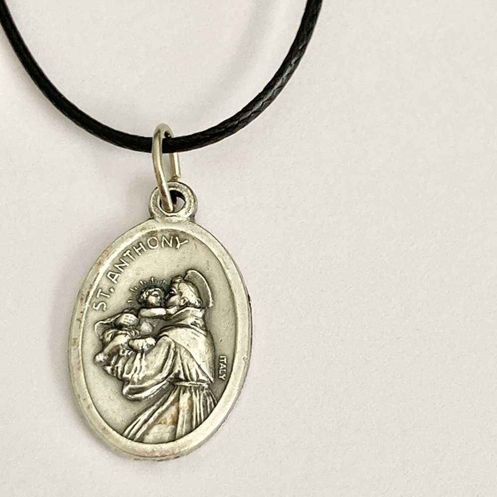 Vintage Saint St. Anthony Medal Necklace Italy 18… - image 5