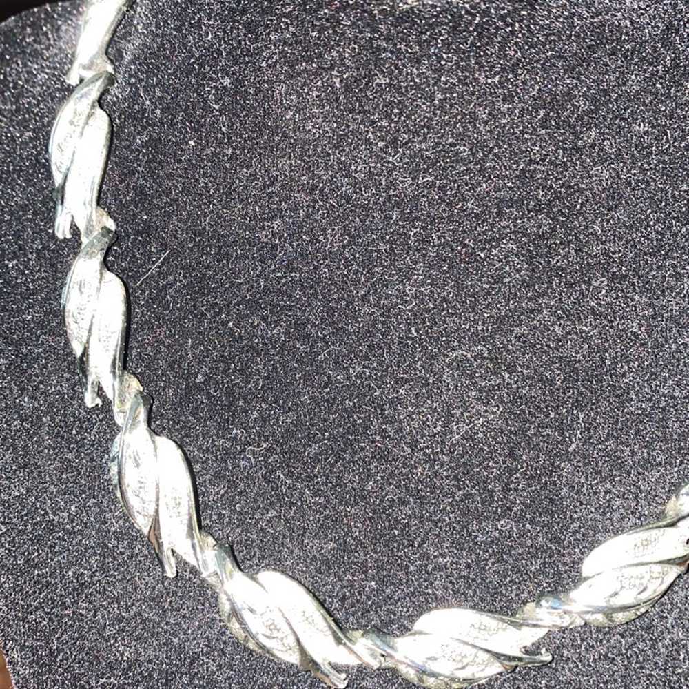 Coro CHOCKER necklace vintage leaf signed leaves … - image 4