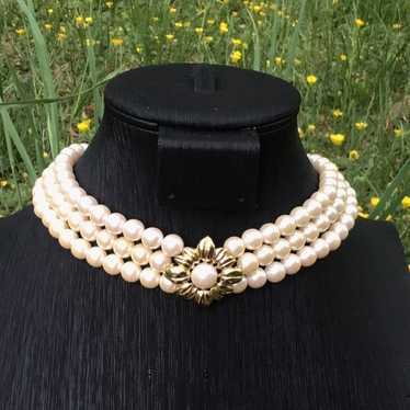 Three Strand Vintage Pearl choker - image 1