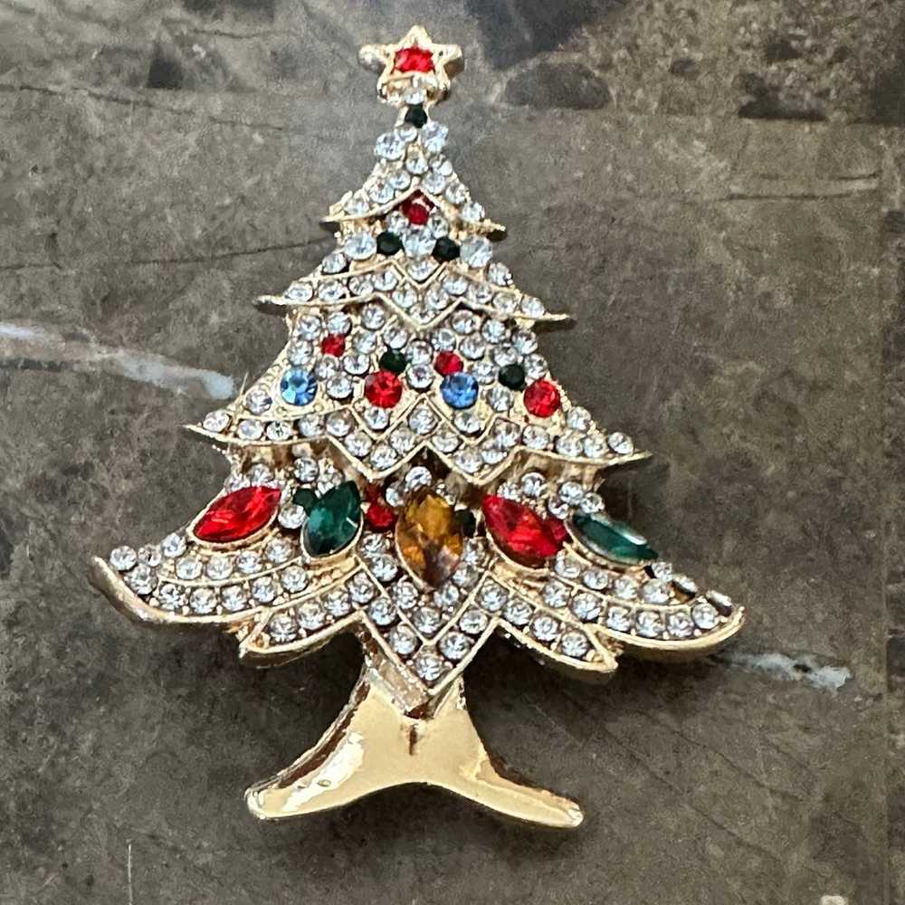 Fashion Jewelry Christmas Tree Pin Brooch Gold NW… - image 1