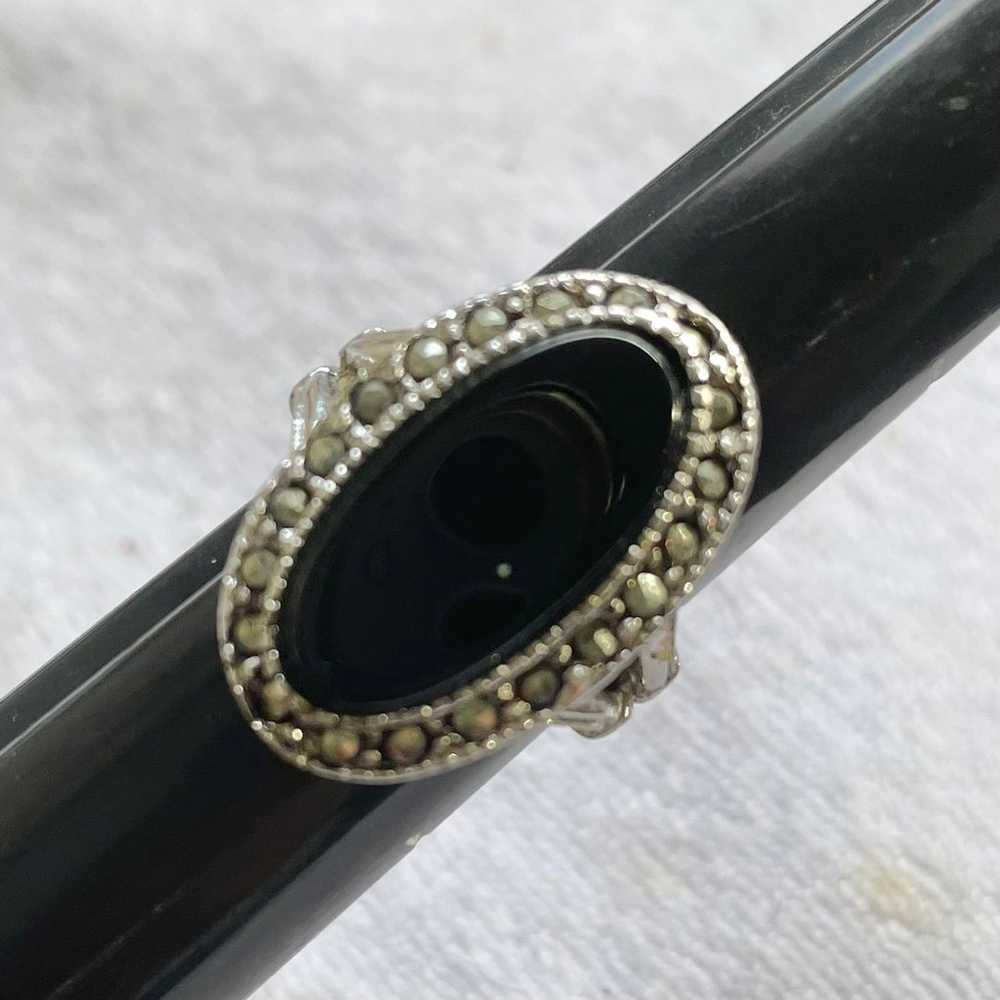 Vintage 18KHGE Onyx marcasite ring - image 4