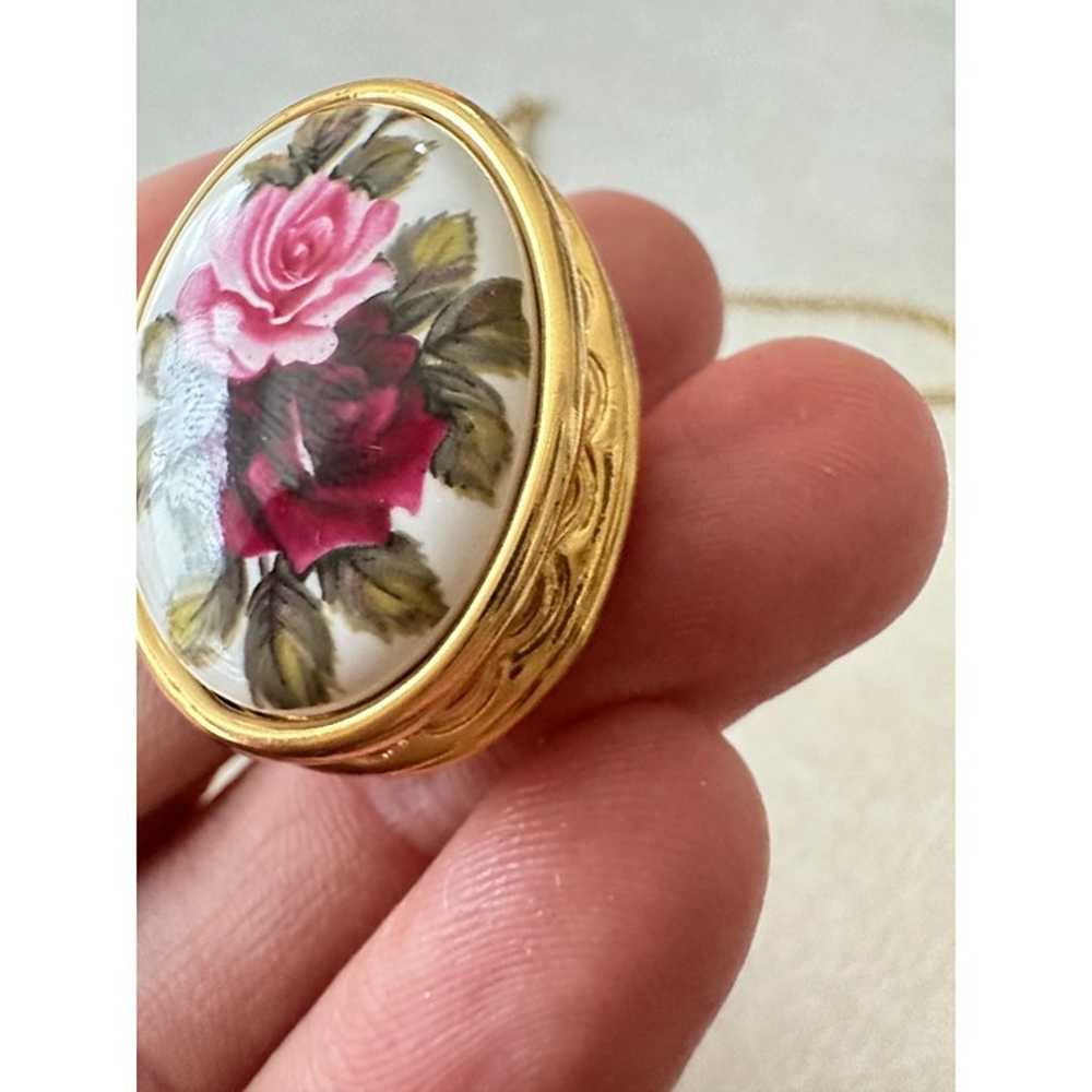 Vintage gold tone white pink red green roses flor… - image 4