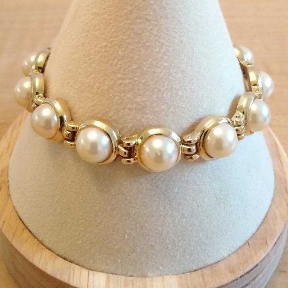 Vintage Gold Tone Faux Pearl Bracelet - image 1