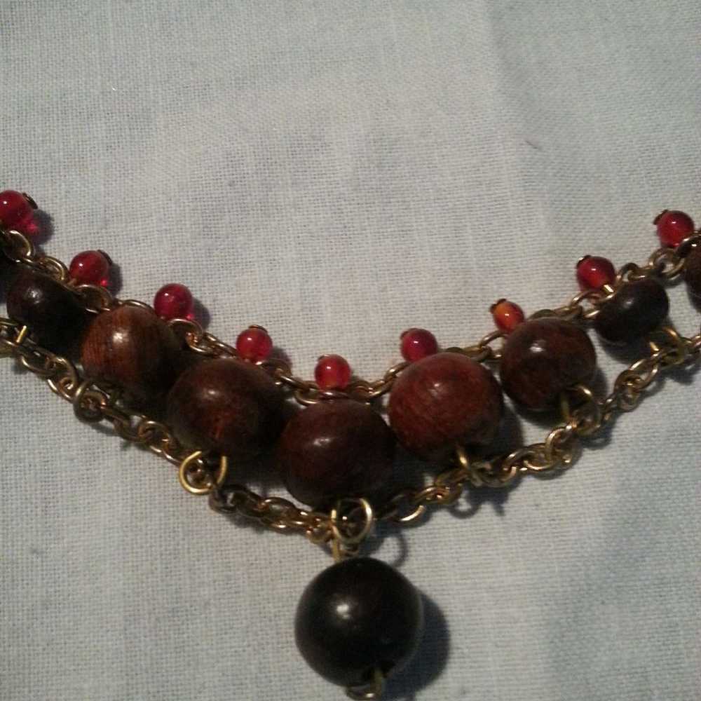 Vintage Wood and Red stone Necklace - image 2