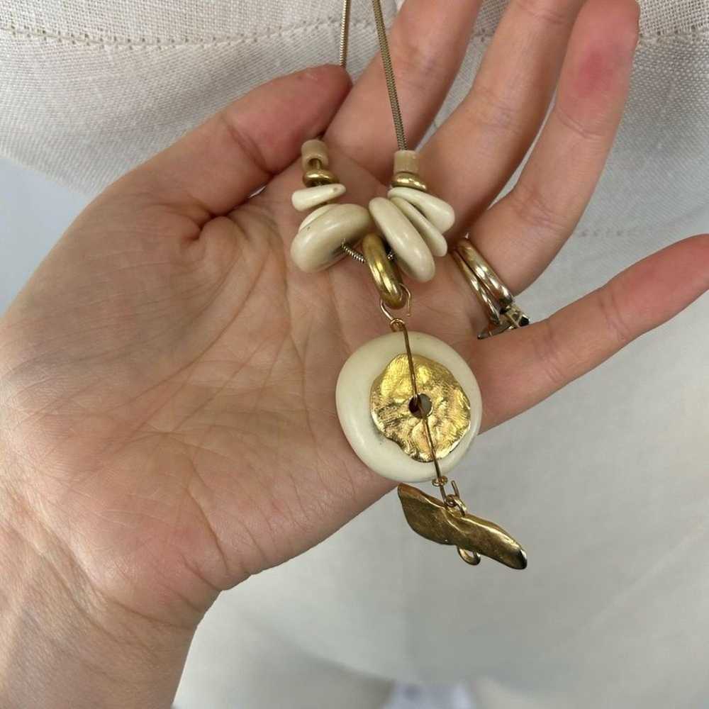 Vintage White and Gold Long Pendant Necklace - image 3