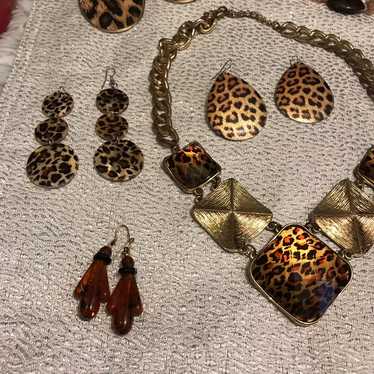 Lot of vintage 1990s jewlery