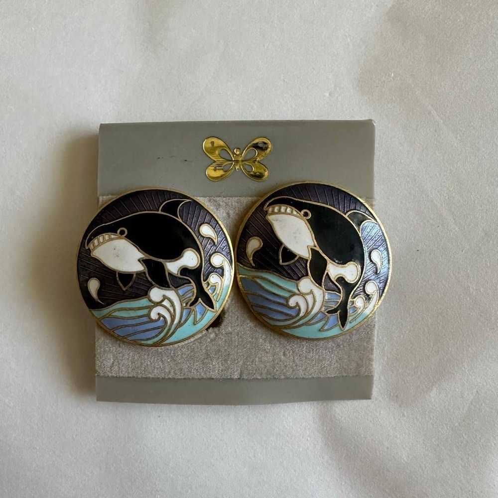 Vintage orca/black whale cloisonné earrings - image 1